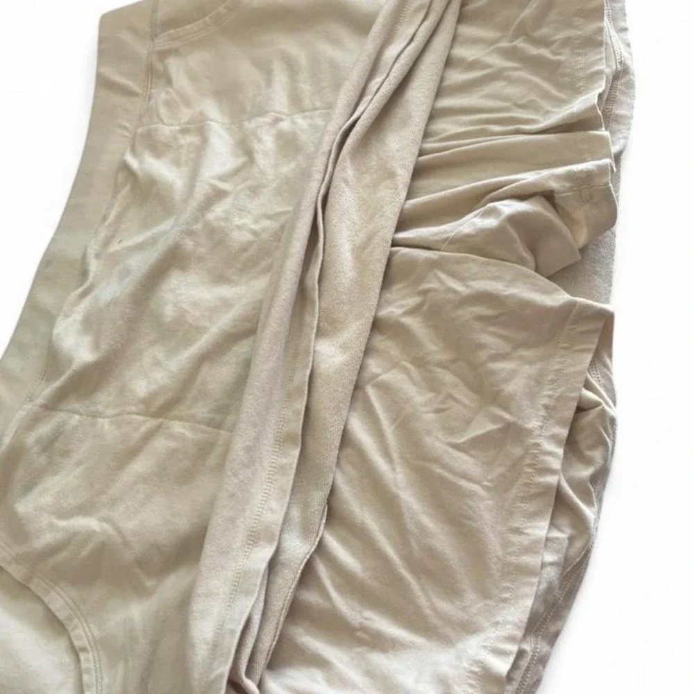 Belle by Kim Gravel beige mini skort in size XL